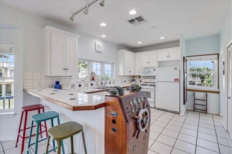 684 Anchor Drive Port Aransas TX 78373