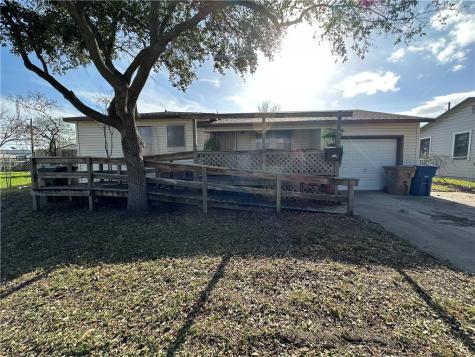 4938 Waltham Drive Corpus Christi TX 78411