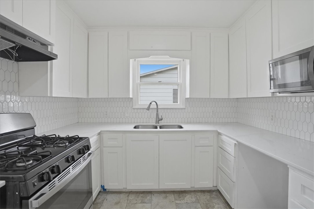 1049 Deforrest Street Corpus Christi TX 78404