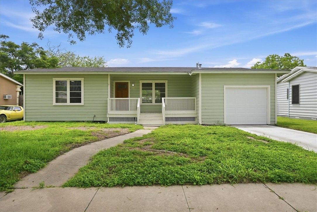 1049 Deforrest Street Corpus Christi TX 78404