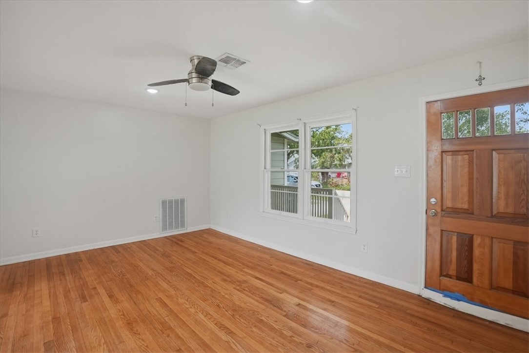 1049 Deforrest Street Corpus Christi TX 78404