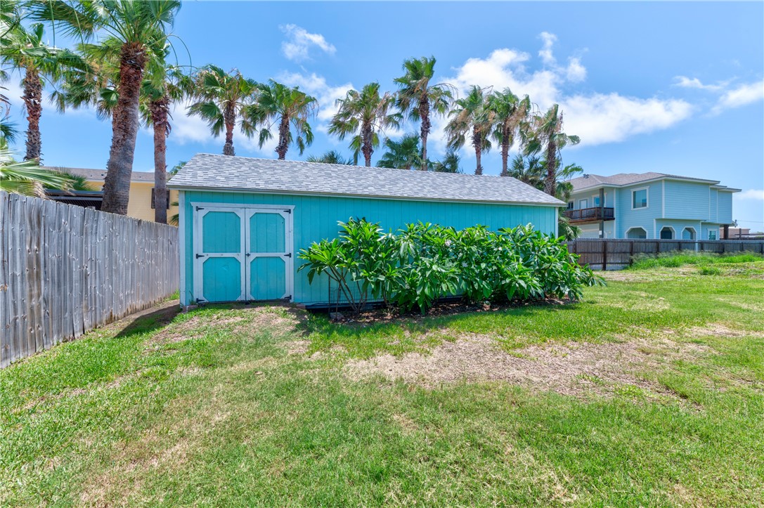 308 W Avenue A Port Aransas TX 78373