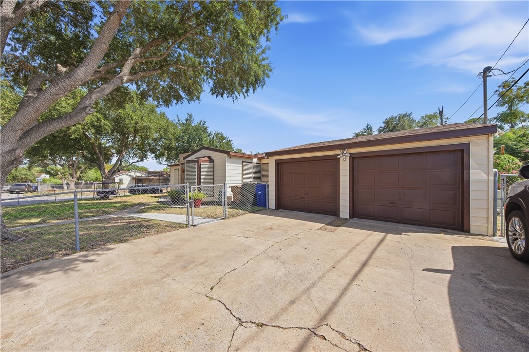 466 Macleod Drive Corpus Christi TX 78408