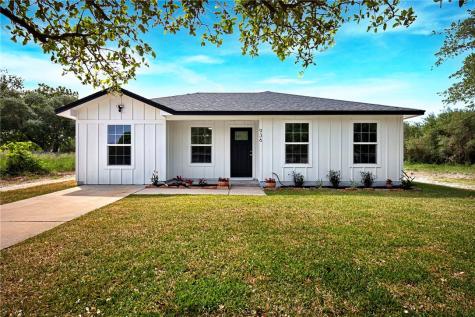 936 S 10th Street Aransas Pass TX 78336
