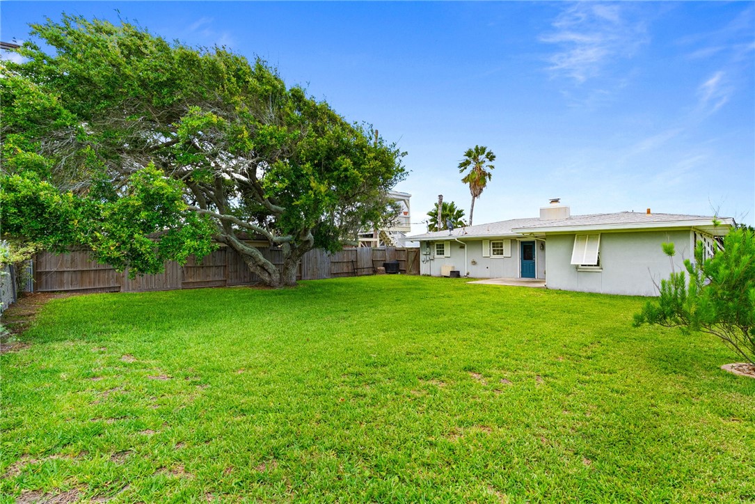 1701 Bayshores Rockport TX 78382