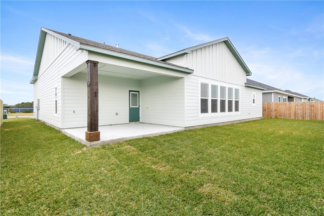 161 Shoalwater Way Rockport TX 78382