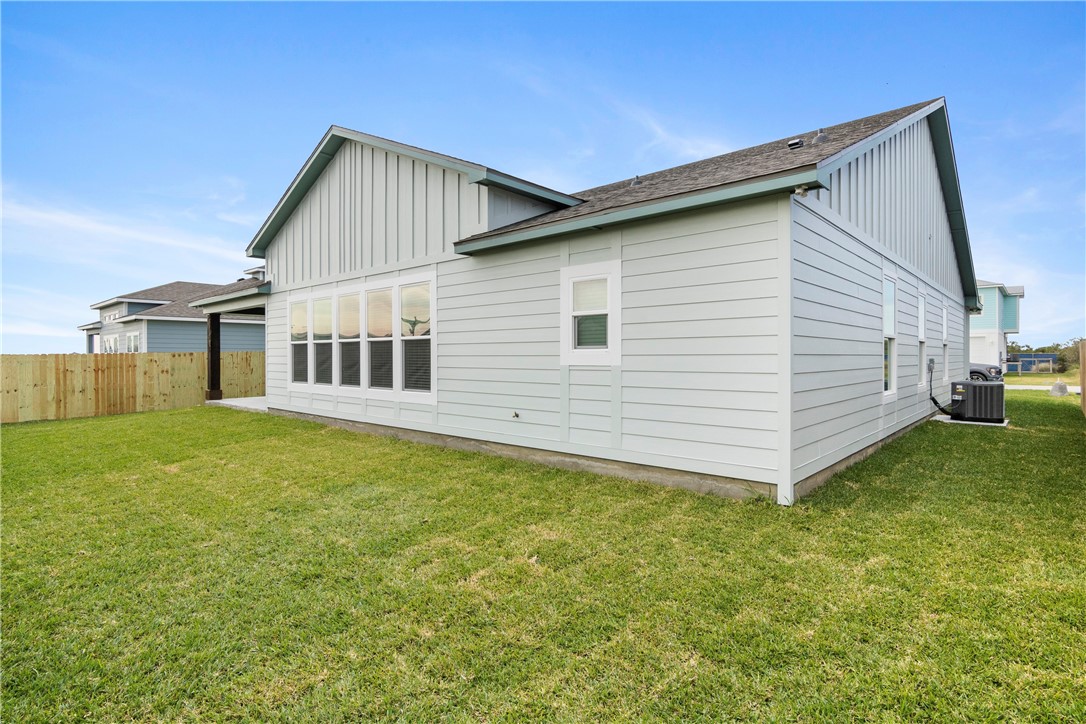 161 Shoalwater Way Rockport TX 78382