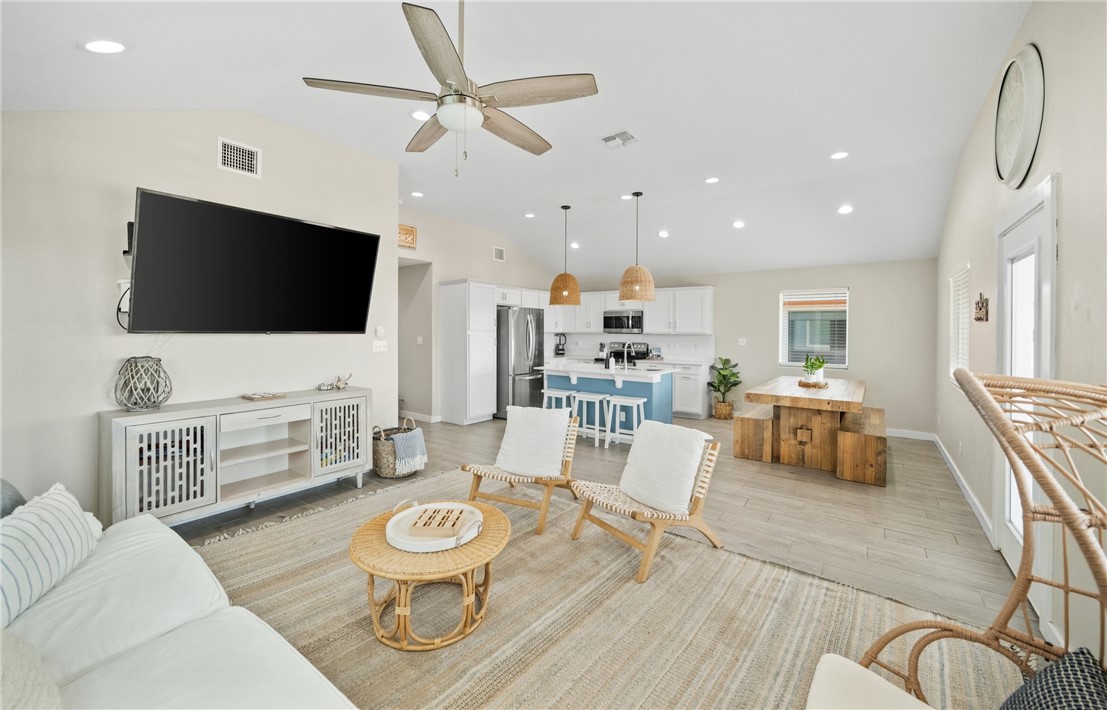 180 Paradise Pointe Drive Port Aransas TX 78373