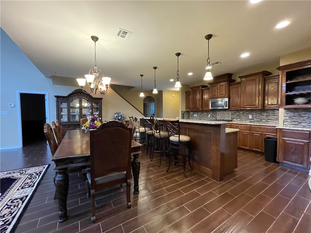 6025 Garden Court Corpus Christi TX 78414