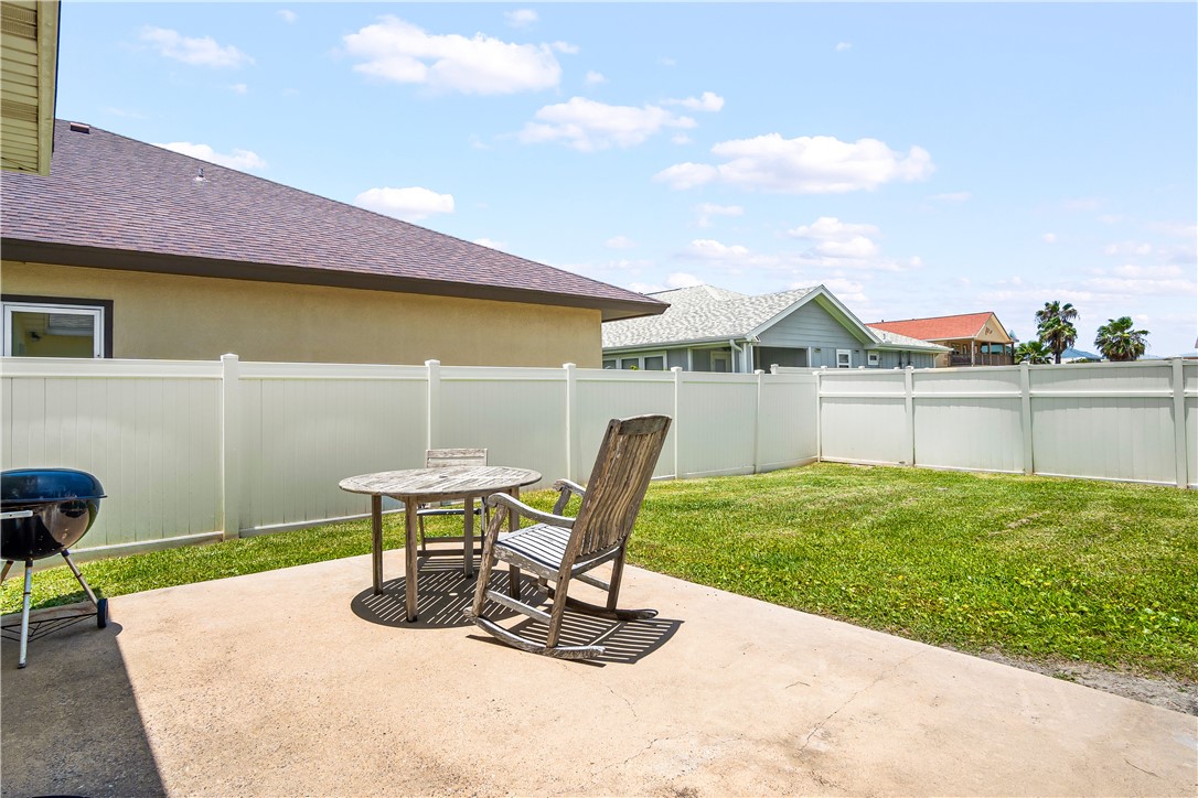 627 Sandy Lane Port Aransas TX 78373