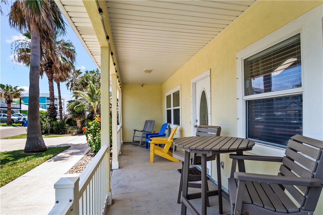 627 Sandy Lane Port Aransas TX 78373