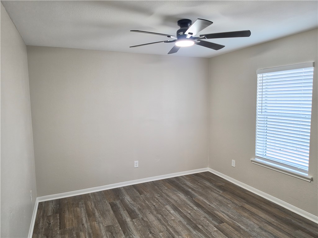 5502 Crossgate Dr N Corpus Christi TX 78413