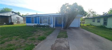 327 Francis Street Kingsville TX 78363