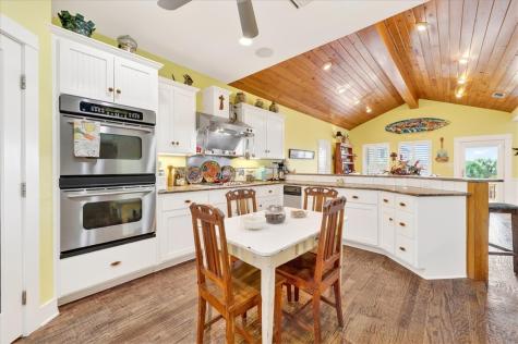 540 Ocean View Drive Port Aransas TX 78373