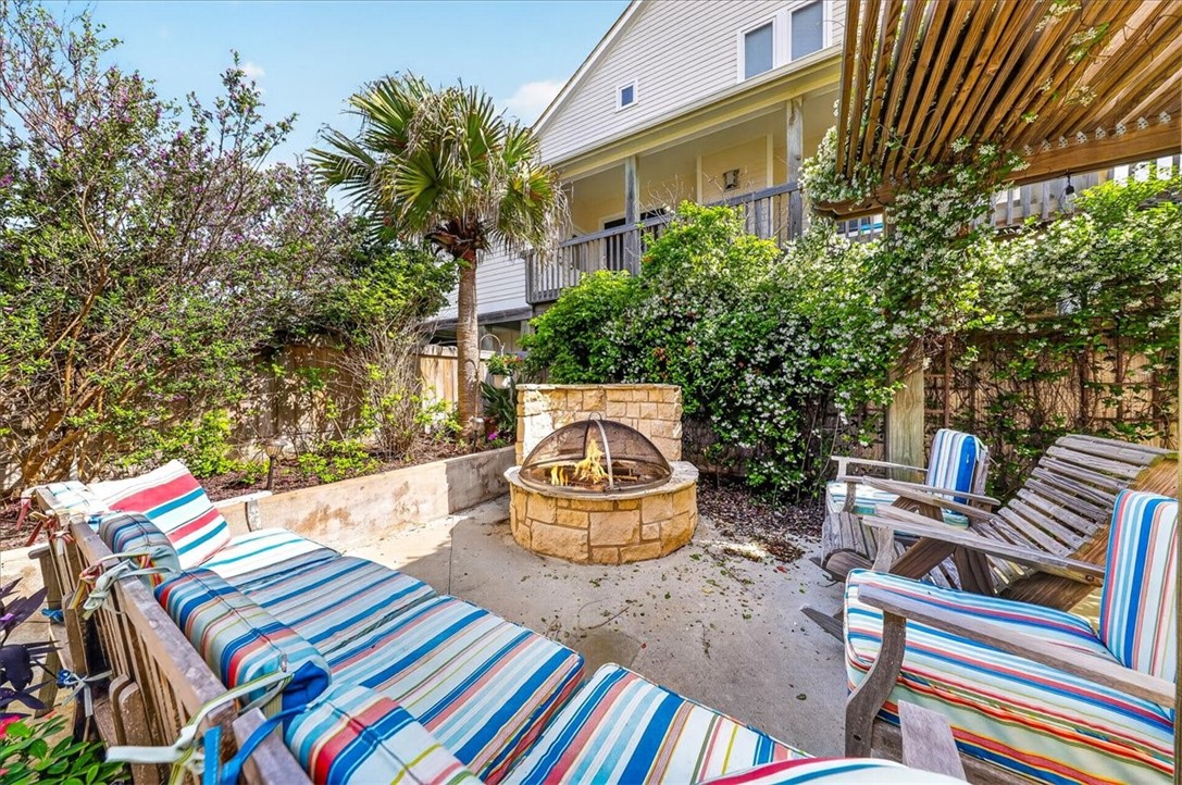 540 Ocean View Drive Port Aransas TX 78373