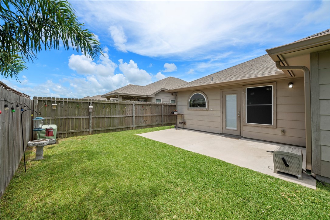 2218 Spoonbill Drive Corpus Christi TX 78414