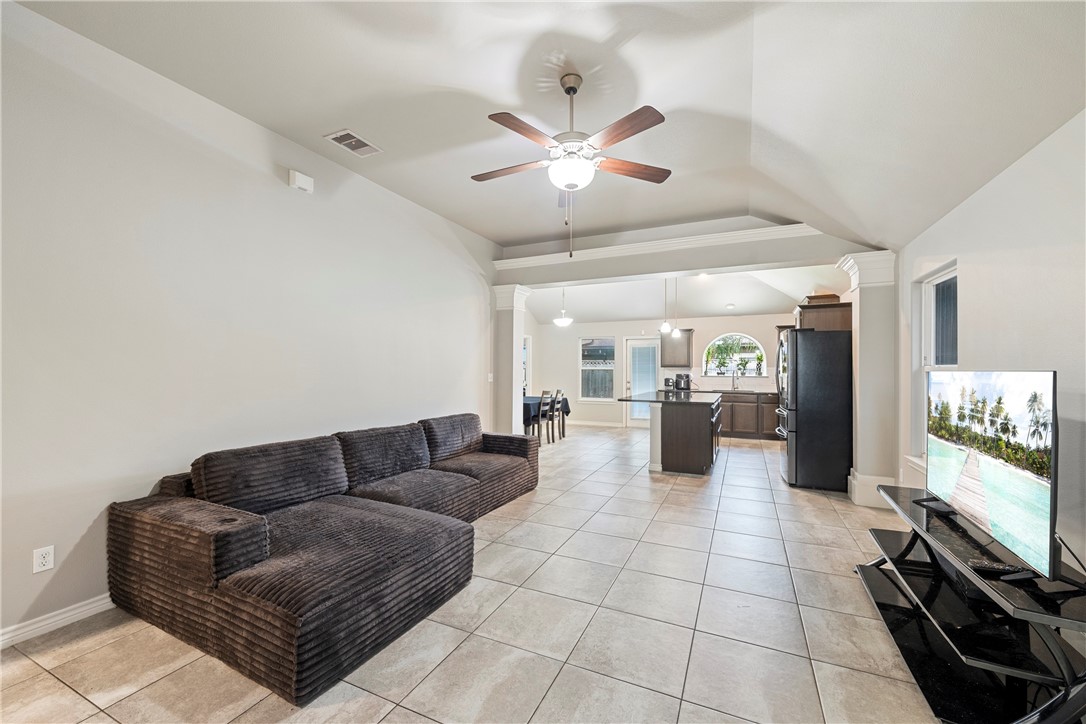 2218 Spoonbill Drive Corpus Christi TX 78414