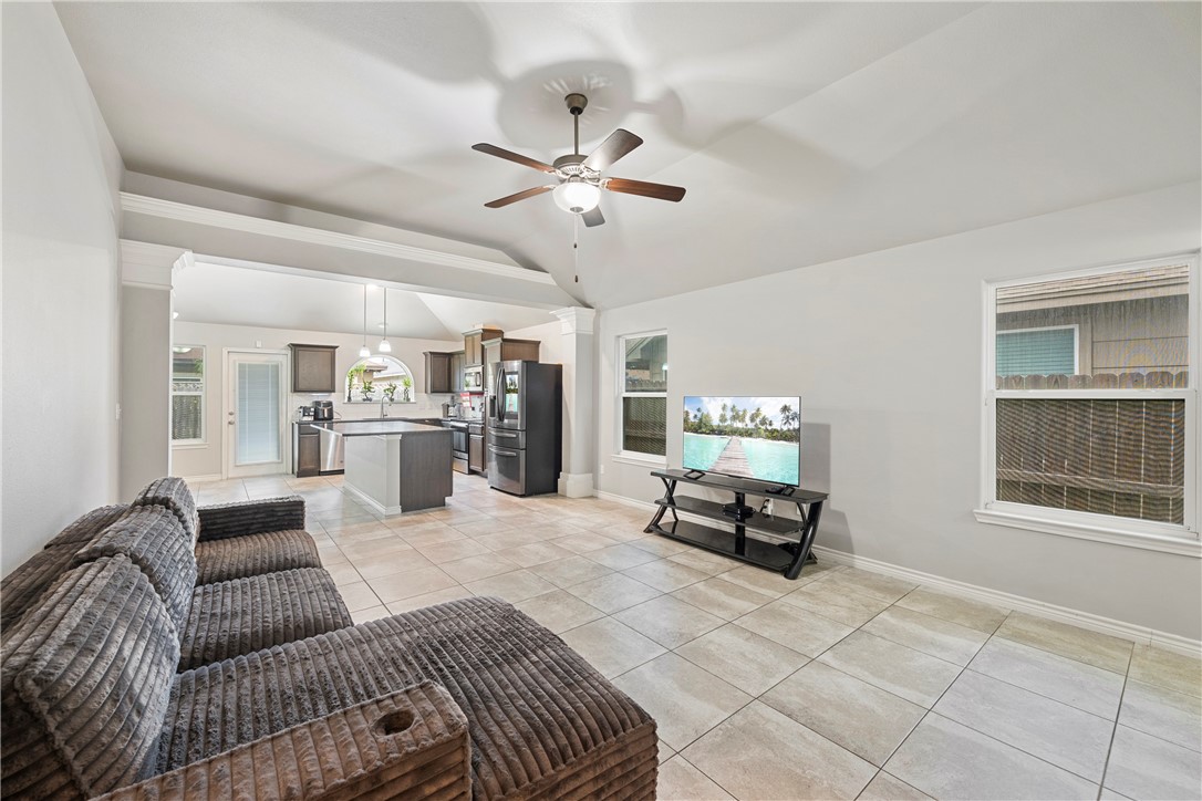 2218 Spoonbill Drive Corpus Christi TX 78414