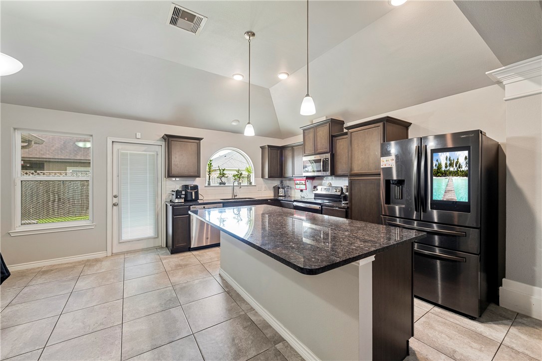2218 Spoonbill Drive Corpus Christi TX 78414
