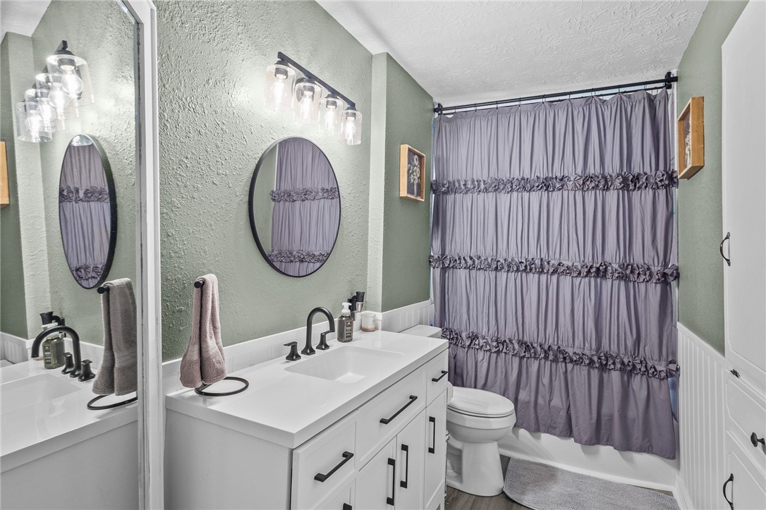 922 Meadowbrook Drive Corpus Christi TX 78412