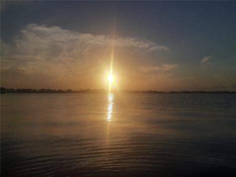 135 Lakeshore Drive Rockport TX 78382
