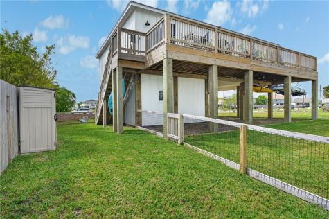 135 Lakeshore Drive Rockport TX 78382