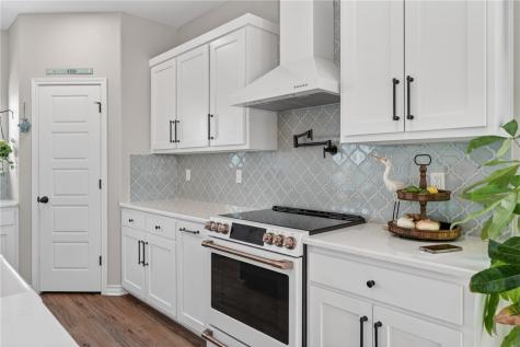 135 Lakeshore Drive Rockport TX 78382