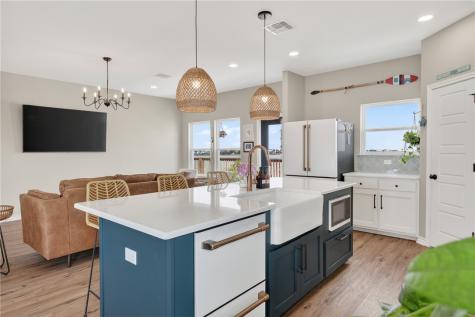 135 Lakeshore Drive Rockport TX 78382