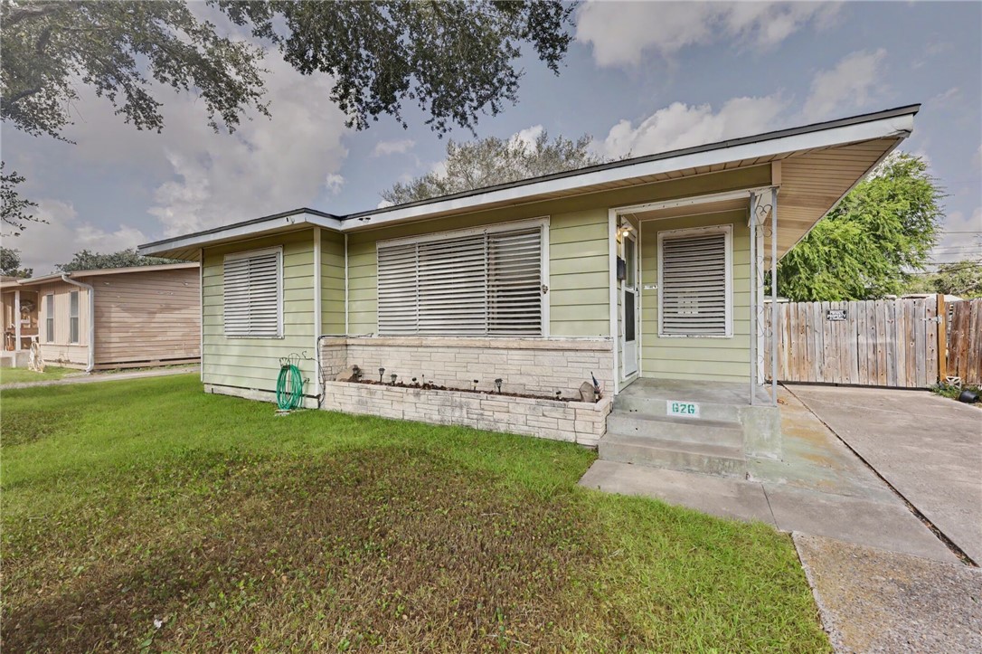 626 Pennington Drive Corpus Christi TX 78412