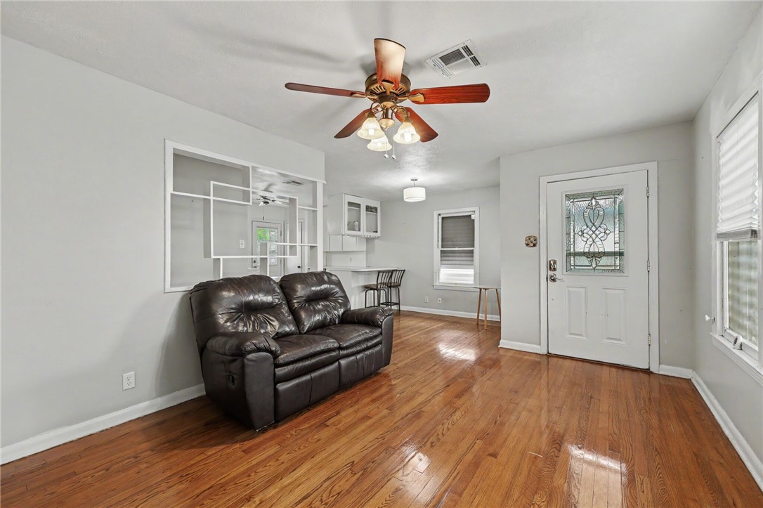 626 Pennington Drive Corpus Christi TX 78412