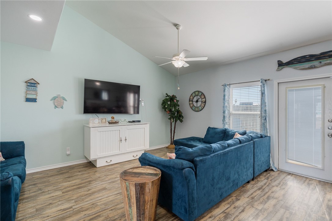 15111 Beach Country Drive Corpus Christi TX 78418