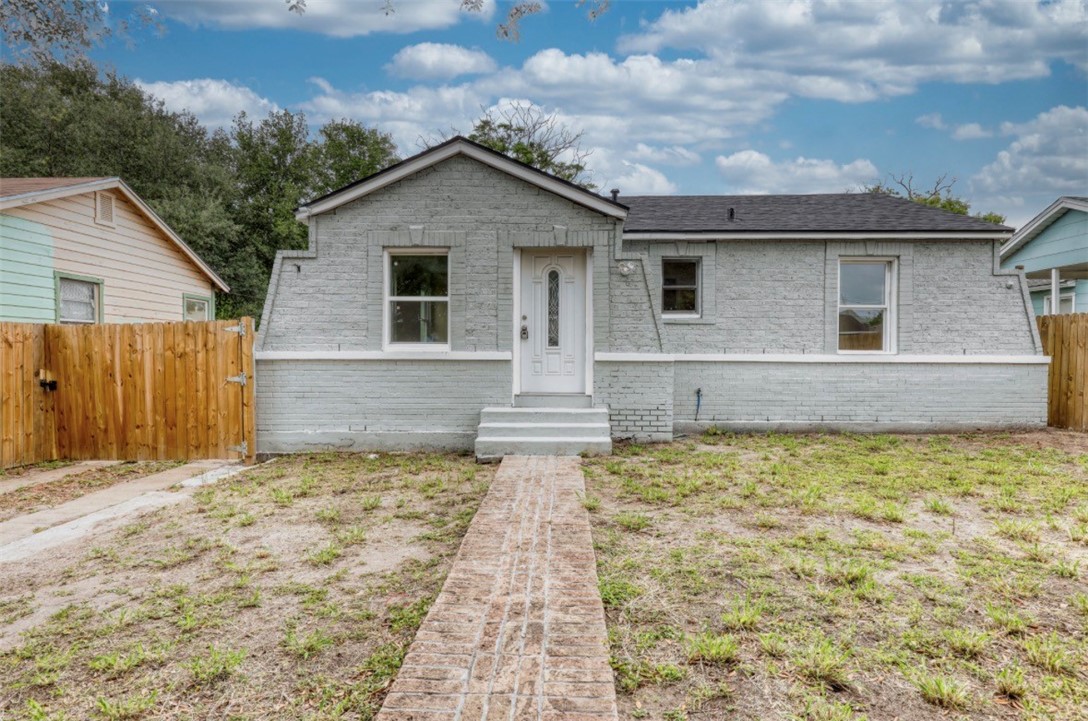 1138 Golla Drive Corpus Christi TX 78407