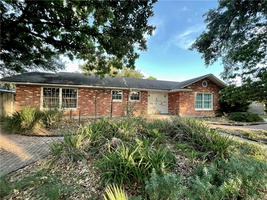 929 Barracuda Place Corpus Christi TX 78411