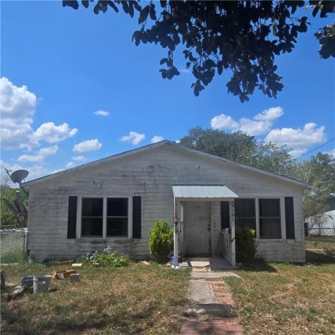 101 Byler Sandia TX 78383