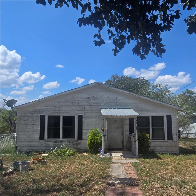 101 Byler Sandia TX 78383