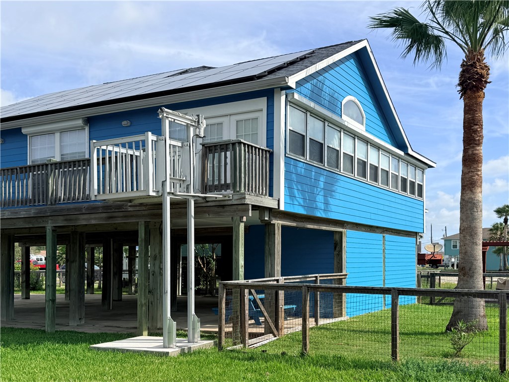 1312 S Live Oak Street Rockport TX 78382