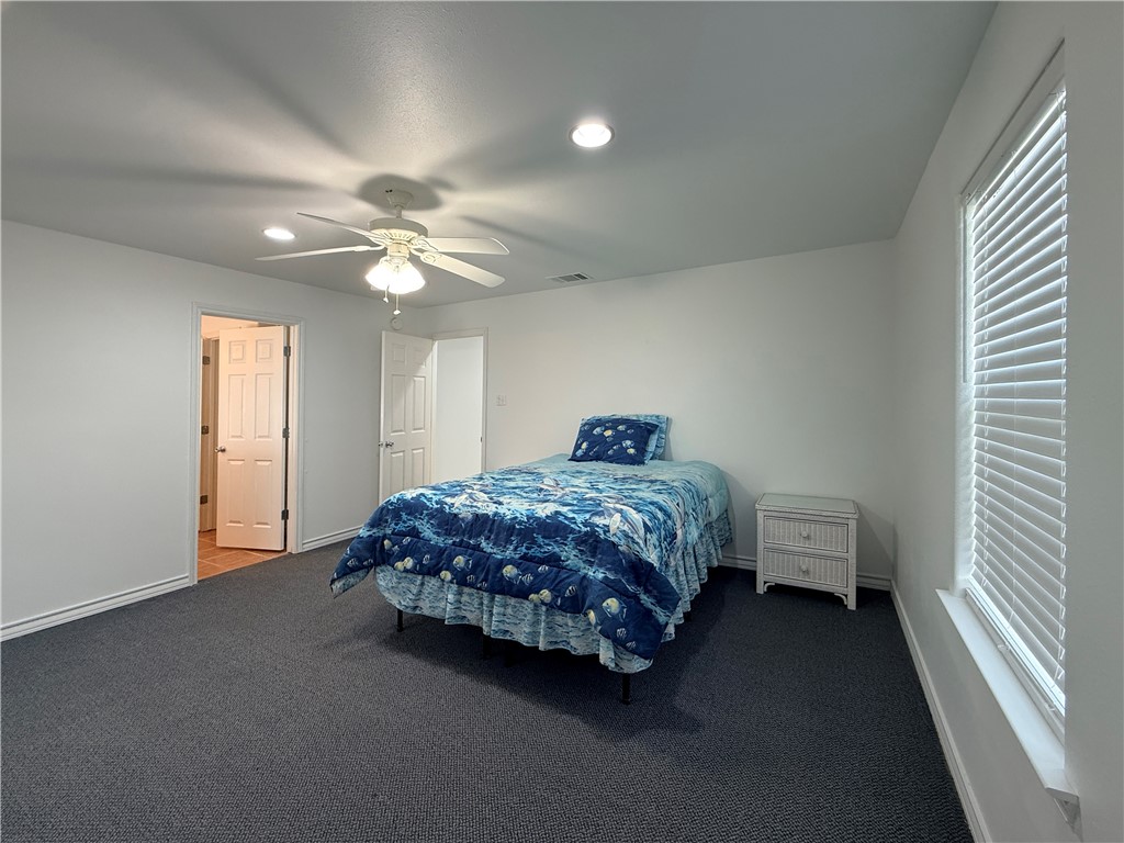 1312 S Live Oak Street Rockport TX 78382