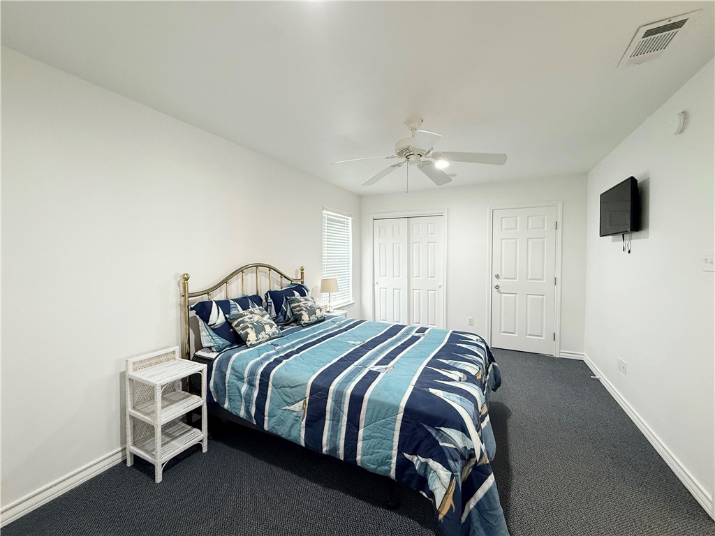 1312 S Live Oak Street Rockport TX 78382