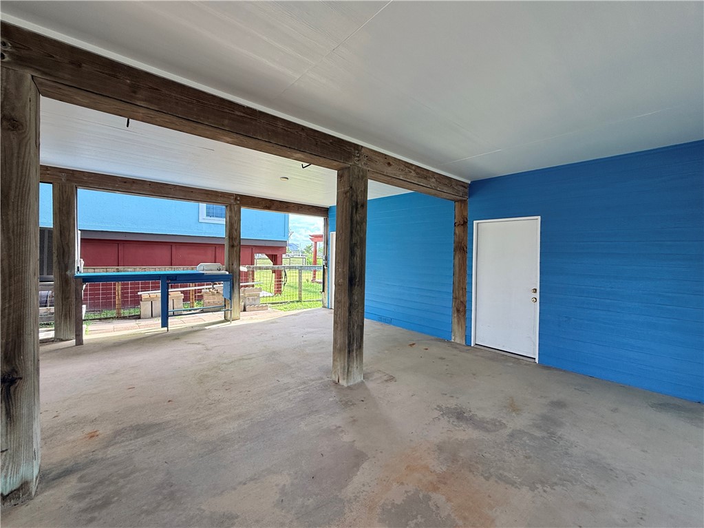 1312 S Live Oak Street Rockport TX 78382