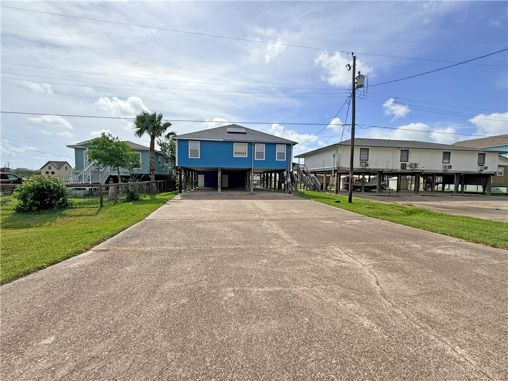 1312 S Live Oak Street Rockport TX 78382