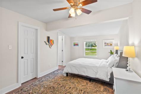 202 N Hynes Street Austwell TX 77950