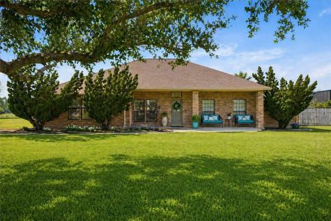 5844 Santa Clara Robstown TX 78380