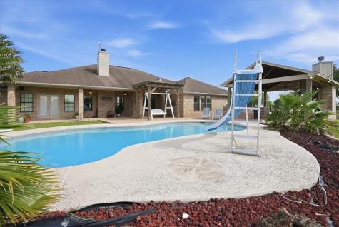 5844 Santa Clara Robstown TX 78380