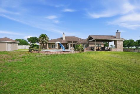 5844 Santa Clara Robstown TX 78380