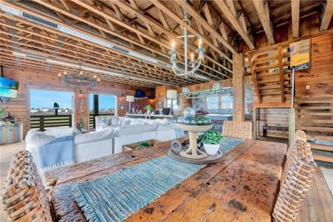 114 W Avenue J Port Aransas TX 78373