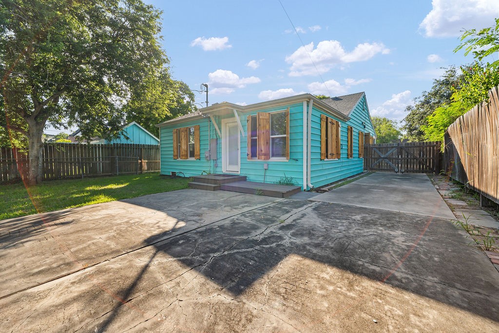 337 Ohio Avenue Corpus Christi TX 78404