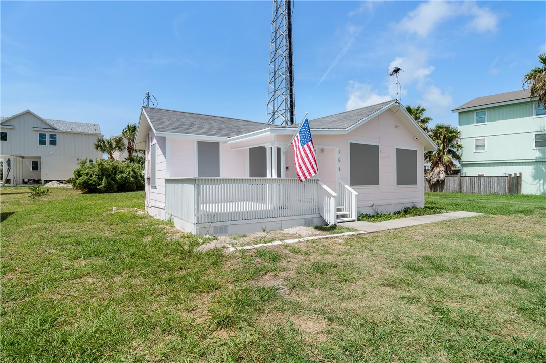 151 W White Avenue Port Aransas TX 78373