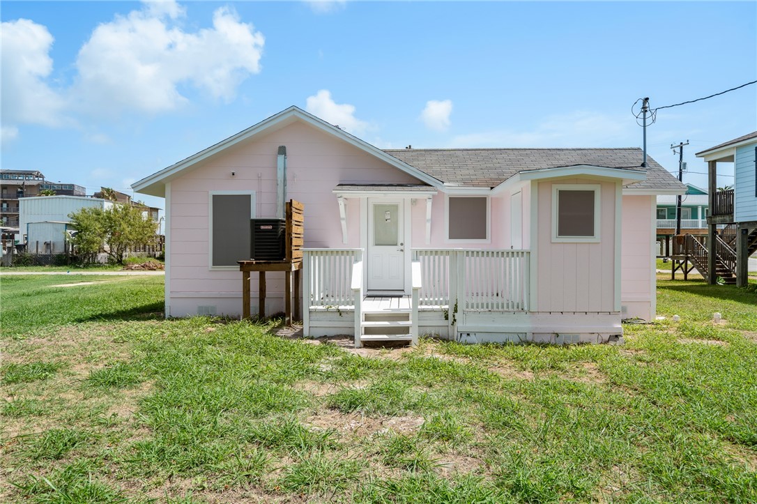 151 W White Avenue Port Aransas TX 78373