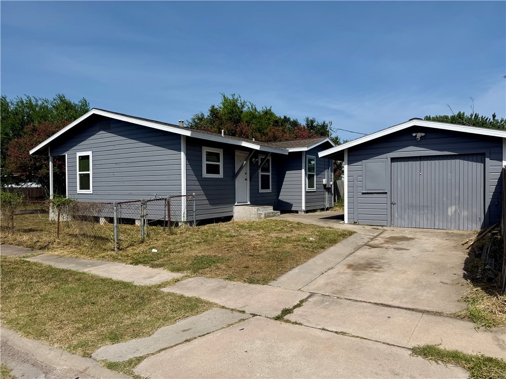 1002 Vernon Drive Corpus Christi TX 78407
