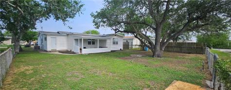 621 S Lantana Drive Kingsville TX 78363